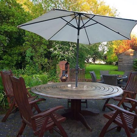 Stunning Barn Conversion Ideal For Large Families Bildeston Exteriér fotografie
