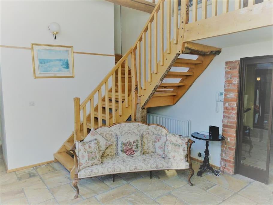 Stunning Barn Conversion Ideal For Large Families Bildeston Exteriér fotografie