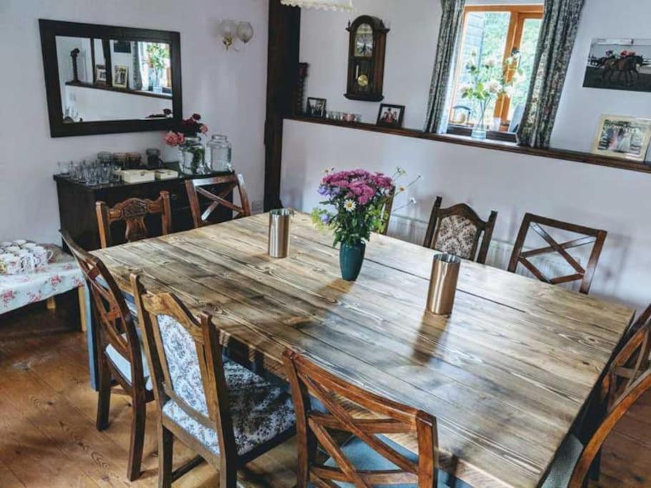 Stunning Barn Conversion Ideal For Large Families Bildeston Exteriér fotografie